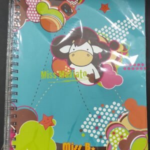 Caderno espiral A4 pautado Miss Makiato azul turquesa