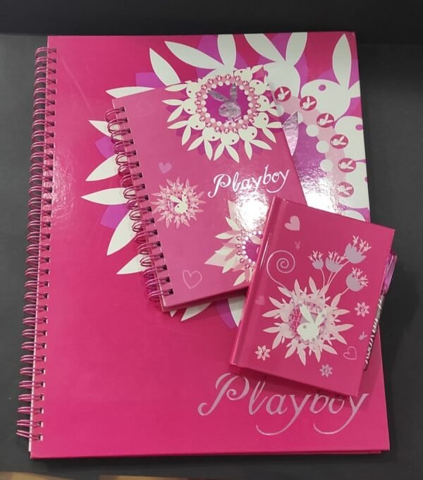 Bloco de notas A7 pautado com esferográfica em rosa - Image 2