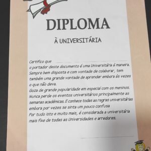 Diploma á universitária