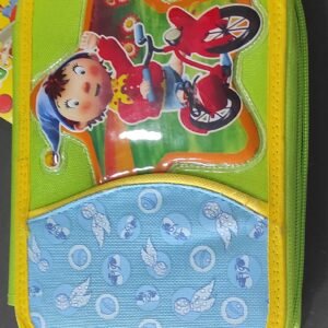 Estojo escolar com material incluido