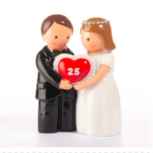 Figura em resina pintada á mão - Casal de noivos bodas de prata (25)