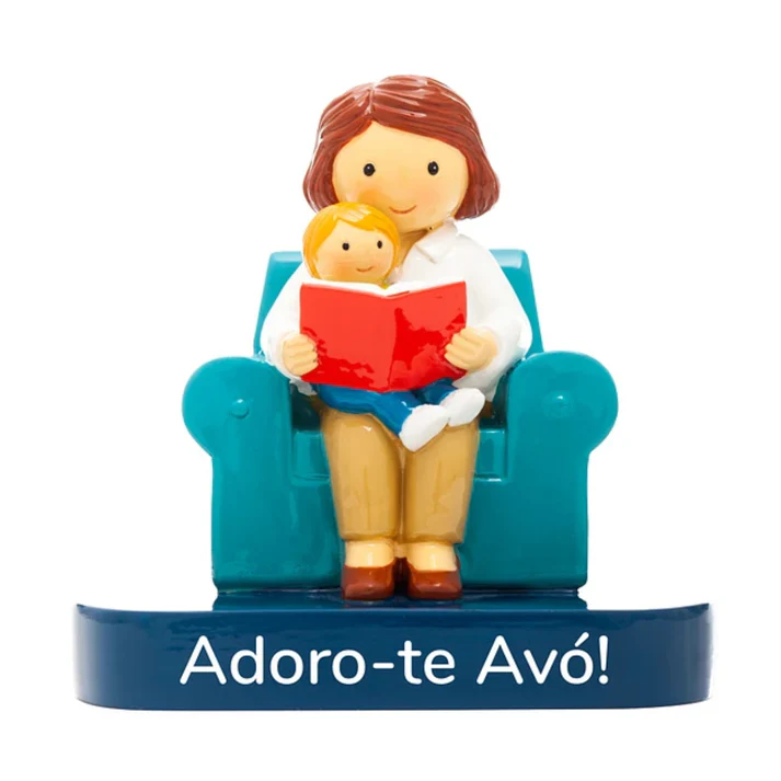 Adoro-te avó (menino) - figura em resina pintada á mão